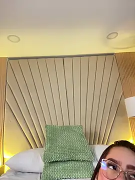 Snapshot of MiaBerry_ chatting on 07-28-26, 04:39 MiaBerry online show from 07-28-26, 04:39
