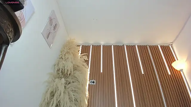 Snapshot of sophia_doll1 chatting on 07-30-26, 09:47 sophia doll1 online show from 07-30-26, 09:47