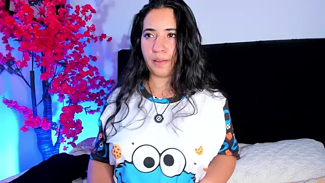 Snapshot of Kriss_chang01 chatting on 07-18-26, 03:11 Kriss chang01 online show from 07-18-26, 03:11