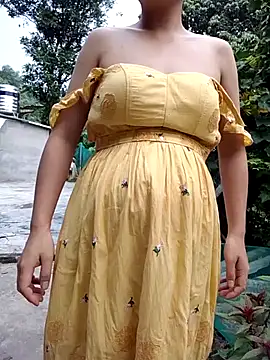 Snapshot of Mili-20 chatting on 07-26-26, 11:55 Mili-20 online show from 07-26-26, 11:55