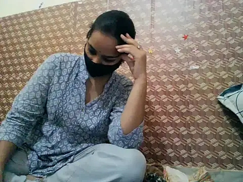 Snapshot of Nisha_As chatting on 07-17-26, 08:21 Nisha As online show from 07-17-26, 08:21