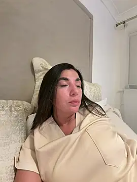 Snapshot of BellaTxx chatting on 07-24-26, 10:08 BellaTxx online show from 07-24-26, 10:08