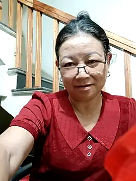 Snapshot of Lena_9x chatting on 07-17-26, 06:02 Lena 9x online show from 07-17-26, 06:02