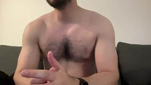 Snapshot of ThickDickMontreal chatting on 07-27-26, 03:46 ThickDickMontreal online show from 07-27-26, 03:46