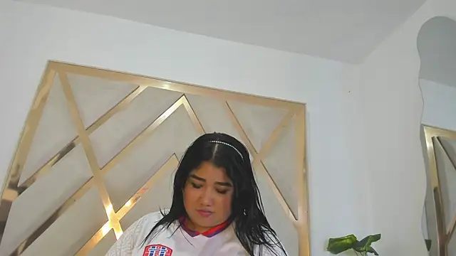 gabycutee  online show from 07-27-26, 08:27