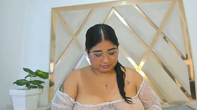 gabycutee  online show from 07-29-26, 08:40