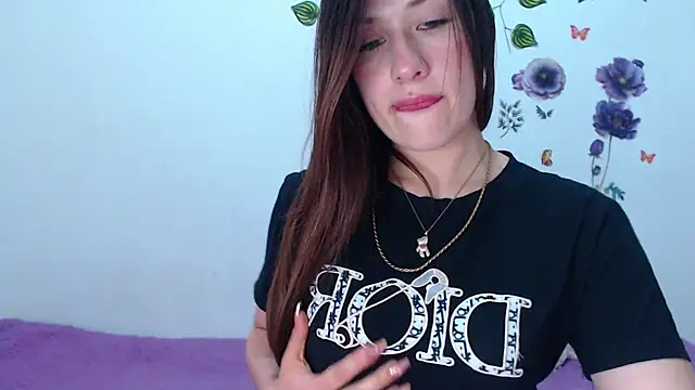 Snapshot of GirlAngell777 chatting on 07-17-26, 12:39 GirlAngell777 online show from 07-17-26, 12:39