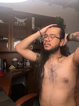 NurNikolao online show from 07-17-26, 05:14