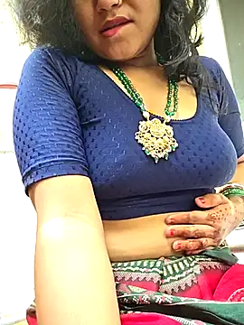 Snapshot of Hotbhabhi882 chatting on 07-29-26, 04:10 Hotbhabhi882 online show from 07-29-26, 04:10