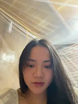 Snapshot of Quynh_nga chatting on 07-19-26, 07:01 Quynh nga online show from 07-19-26, 07:01