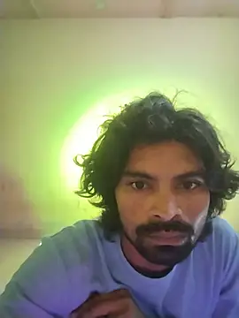 Snapshot of Sidhu102xxx chatting on 07-17-26, 01:18 Sidhu102xxx online show from 07-17-26, 01:18