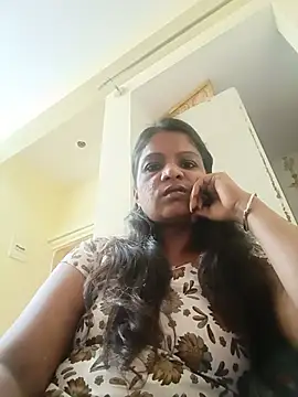 Snapshot of ashwini805057 chatting on 07-18-26, 05:11 ashwini805057 online show from 07-18-26, 05:11