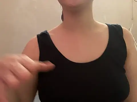 hazelnuties online show from 07-28-26, 05:36