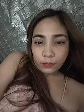 Snapshot of HaNa_79 chatting on 07-17-26, 02:45 HaNa 79 online show from 07-17-26, 02:45