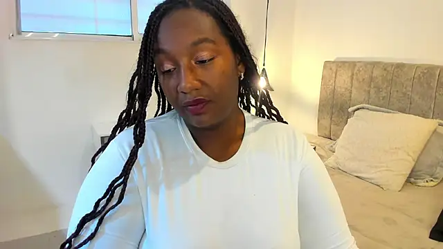 Kendra Taylor  online show from 07-28-26, 01:43