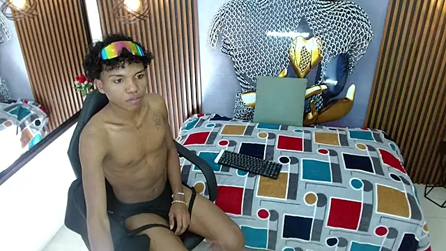 AlessandroBlack  online show from 07-28-26, 08:52