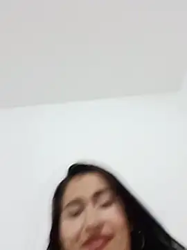 lesly cruz online show from 07-24-26, 06:00