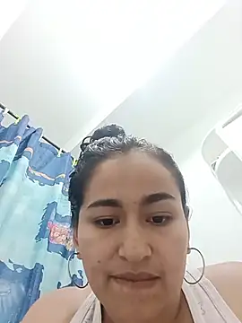 lesly cruz online show from 07-26-26, 07:10
