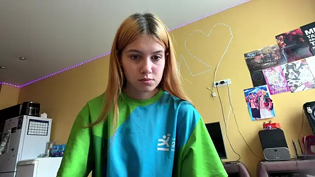 LinZavr online show from 07-30-26, 05:17