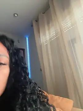 Snapshot of Latinamix chatting on 07-30-26, 11:53 Latinamix online show from 07-30-26, 11:53