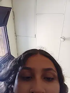 Lia Foz online show from 07-18-26, 08:01