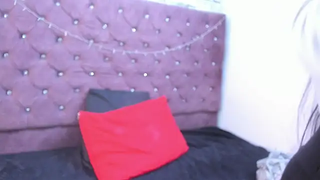 gabriela grace online show from 10-22-25, 02:50