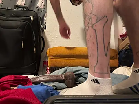 Cloudy perv boy online show from 07-31-26, 11:31