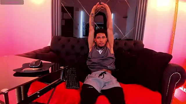Snapshot of axel_black_xxx chatting on 07-20-26, 02:52 axel black xxx online show from 07-20-26, 02:52