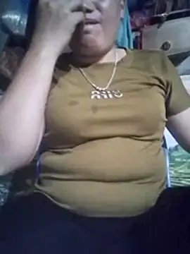 Snapshot of Hopeful_99 chatting on 07-28-26, 12:23 Hopeful 99 online show from 07-28-26, 12:23