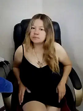 Juliamodest1 online show from 07-24-26, 01:58