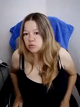 Juliamodest1 online show from 07-25-26, 01:47