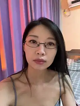 Snapshot of 77qiqi-7777 chatting on 07-21-26, 08:49 77qiqi-7777 online show from 07-21-26, 08:49