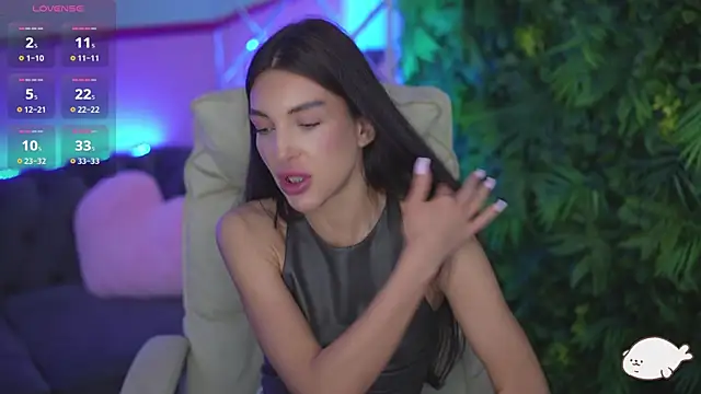 JasminBee online show from 07-19-26, 02:21