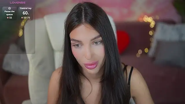 JasminBee online show from 07-23-26, 06:22