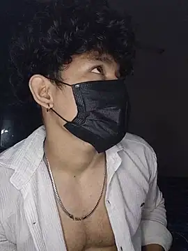 Snapshot of roxiii_ chatting on 07-24-26, 07:34 roxiii online show from 07-24-26, 07:34