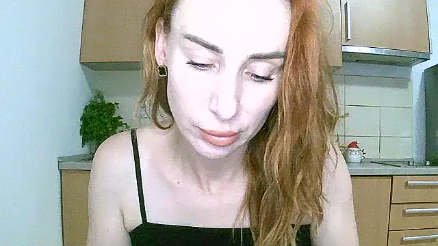 Snapshot of AimeeAlanx chatting on 07-20-26, 11:45 AimeeAlanx online show from 07-20-26, 11:45