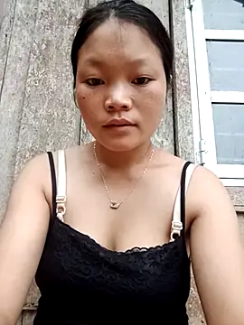 Snapshot of Linana_cute chatting on 07-28-26, 01:12 Linana cute online show from 07-28-26, 01:12