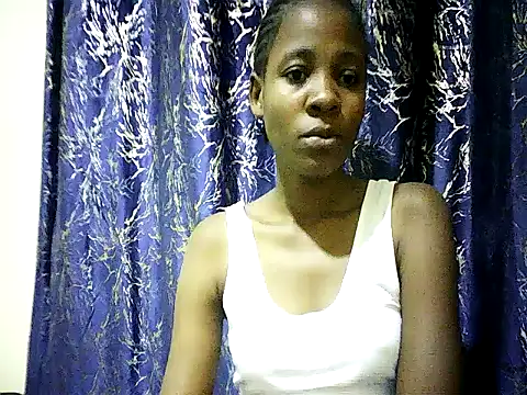 Snapshot of sexy_salin chatting on 07-29-26, 01:20 sexy salin online show from 07-29-26, 01:20