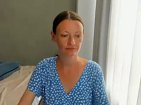 Snapshot of VelvetZara chatting on 07-22-26, 12:52 VelvetZara online show from 07-22-26, 12:52