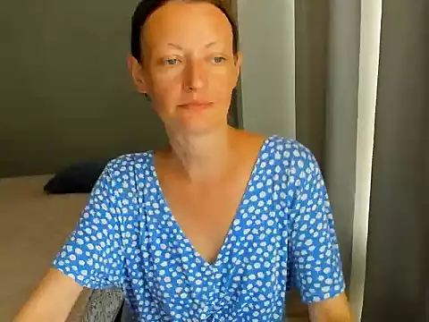 Snapshot of VelvetZara chatting on 07-23-26, 12:14 VelvetZara online show from 07-23-26, 12:14