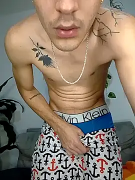 BoyMaxLatin online show from 07-26-26, 06:43