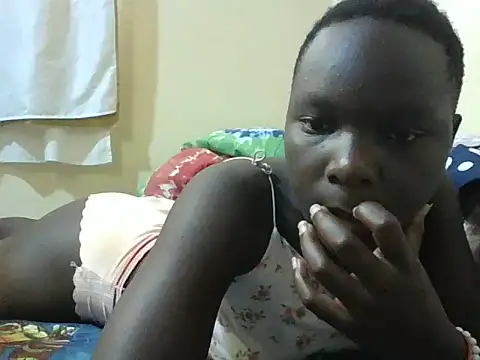 Cute lattifa online show from 07-29-26, 11:52