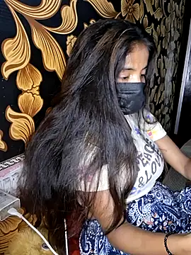 Snapshot of Charu_0 chatting on 07-27-26, 04:03 Charu 0 online show from 07-27-26, 04:03