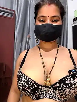 Laila fuck online show from 07-27-26, 02:29