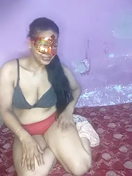 Snapshot of Stripchat_Somya chatting on 07-25-26, 07:39 Stripchat Somya online show from 07-25-26, 07:39