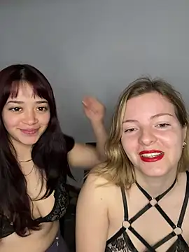 Snapshot of heyitskiara chatting on 07-22-26, 01:58 heyitskiara online show from 07-22-26, 01:58
