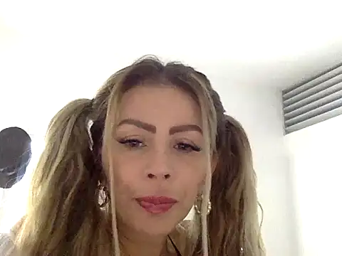Valerydorsay08 online show from 07-31-26, 02:33