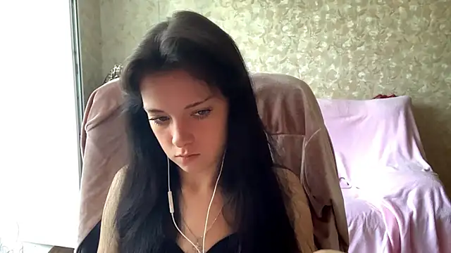 Snapshot of ElizaSins chatting on 07-27-26, 07:37 ElizaSins online show from 07-27-26, 07:37