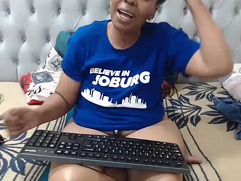 Snapshot of Haval_Black chatting on 07-28-26, 05:47 Haval Black online show from 07-28-26, 05:47