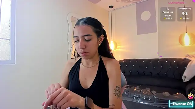 Snapshot of Nicole_jade chatting on 07-26-26, 12:45 Nicole jade online show from 07-26-26, 12:45